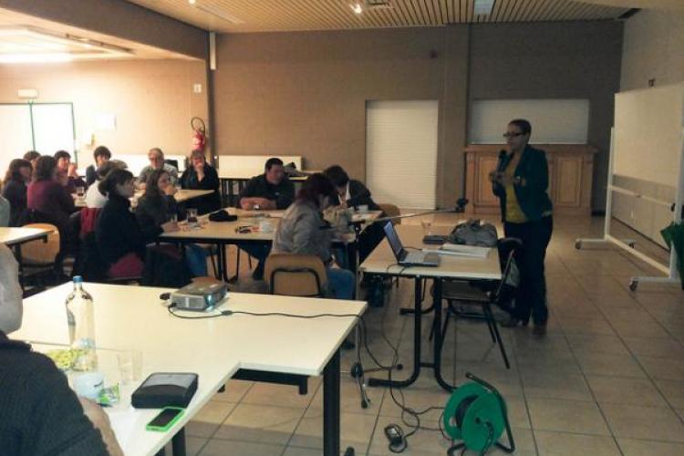 Veel belangstelling voor voorstel werknemersstatuut onthaalouders van LBC-NVK in Sint-Niklaas
